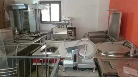 خدمة صيانة معدات المطاعم متطورة معنا بحى الكورنيش 0534751422